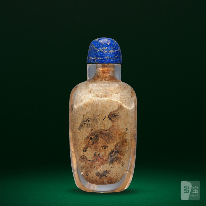 清道光二年（1822） 水晶内畫犬圖詩文鼻煙壺 | AN INSIDE-PAINTED ROCK CRYSTAL 'BUDDHIST LIONS' SNUFF BOTTLE